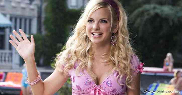 Leslie Mann & Anna Faris’ Hilarious Box Office Flop Movie Is Streaming Today