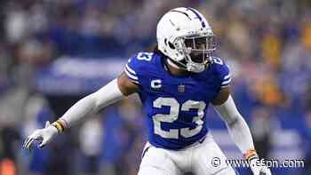Sources: Eagles to sign ex-Colts DB Kenny Moore to practice squad