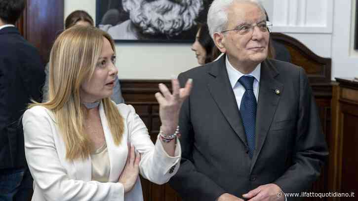 Meloni contro Mattarella: “Da ministro invitava a non concentrare gli stranieri in classe”. Era il 1990, gli studenti non italiani erano 20mila, ora 900mila. Ecco perché il presidente diceva il contrario