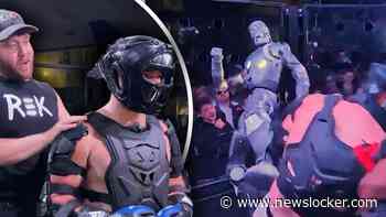 Robot trapt tijdens MMA-gevecht influencer naar de grond