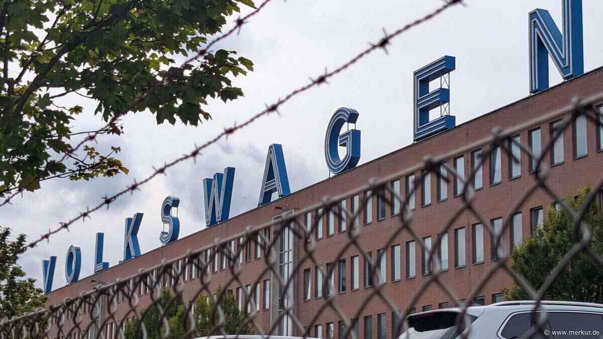 Mitten in der Krise: IG Metall verlangt fünf Prozent mehr Geld für VW-Mitarbeiter