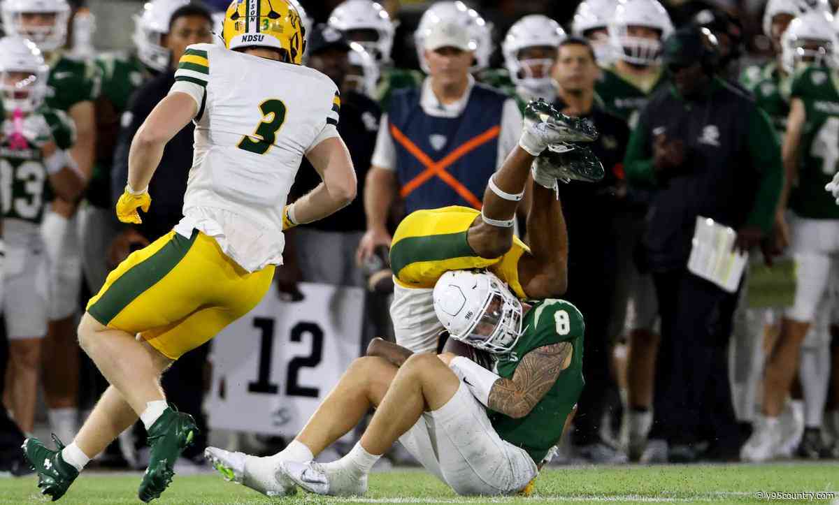 MW Players of the Week: Givance Scoops, Scores in Sac-Town