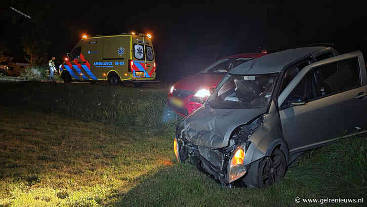 Twee auto’s beschadigd bij botsing na voorrangsfout