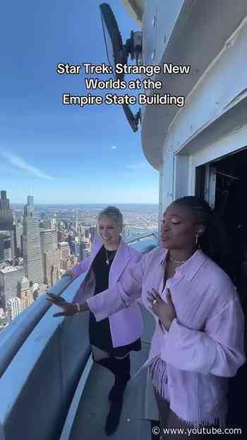 Where did the Star Trek cast visit in NYC?