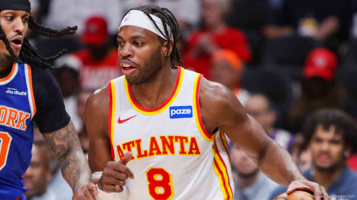 Hawks, Hornets swap veterans in three-player trade