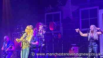 'Queen of the huns' Anastacia lights up the Apollo in all her gold-studded glory