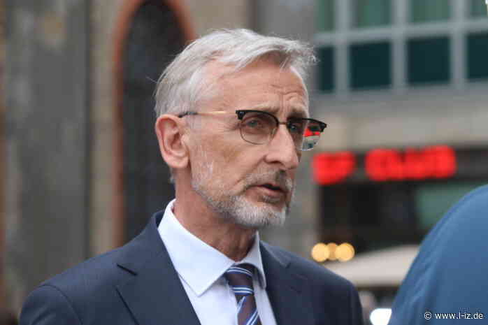 Schuster warnt auf Behördenaccounts vor linker Regierung in Berlin