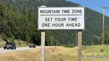 Golden reverses decision to align clocks with B.C., will match Alberta instead
