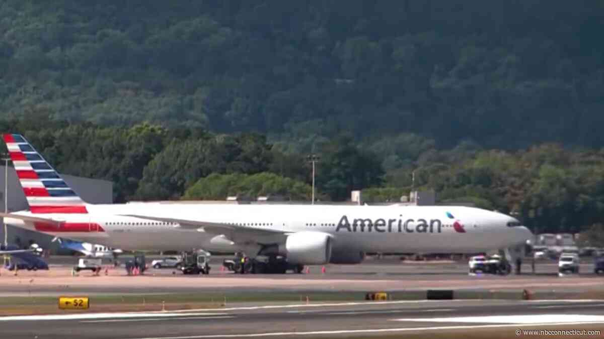 Booking holiday flights? Experts warn travelers to expect higher prices