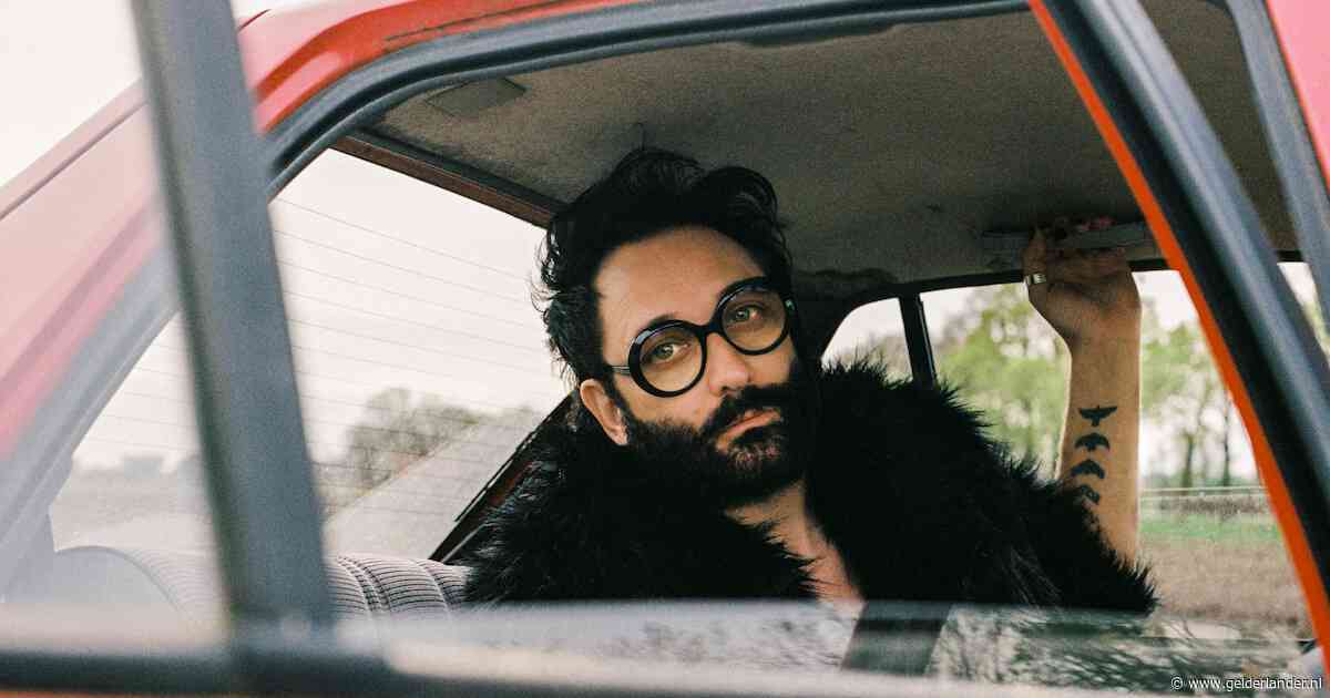 Amsterdamse popzaal geeft toe: concert Blaudzun op verkeerde manier aangekondigd