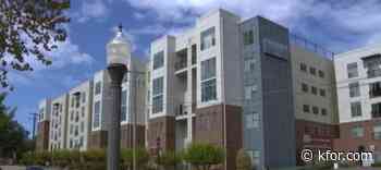 University student wakes up to intruder at Norman apartment complex