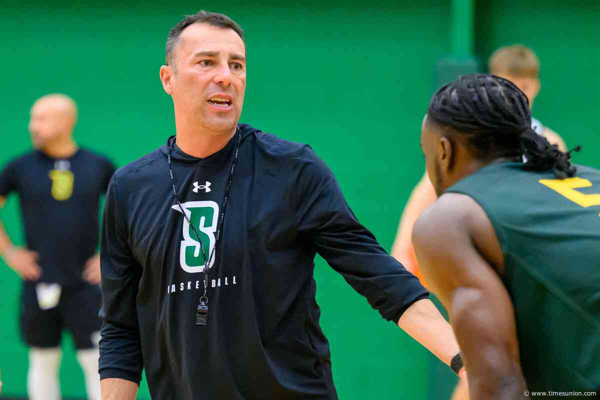 Siena men's basketball hits ground running in first practice under Nevada Smith