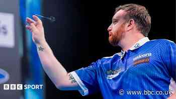 Menzies upsets Van Veen to win second title of year
