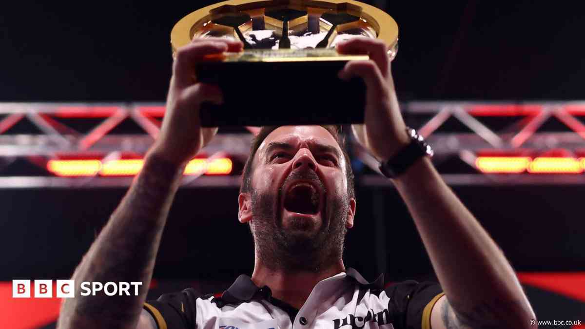 Smith wins World Series of Darts Finals