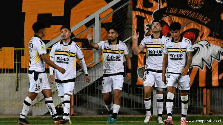 Coquimbo Unido sacudió a Cobreloa en Calama y se acercó a cuartos de la Copa Chile