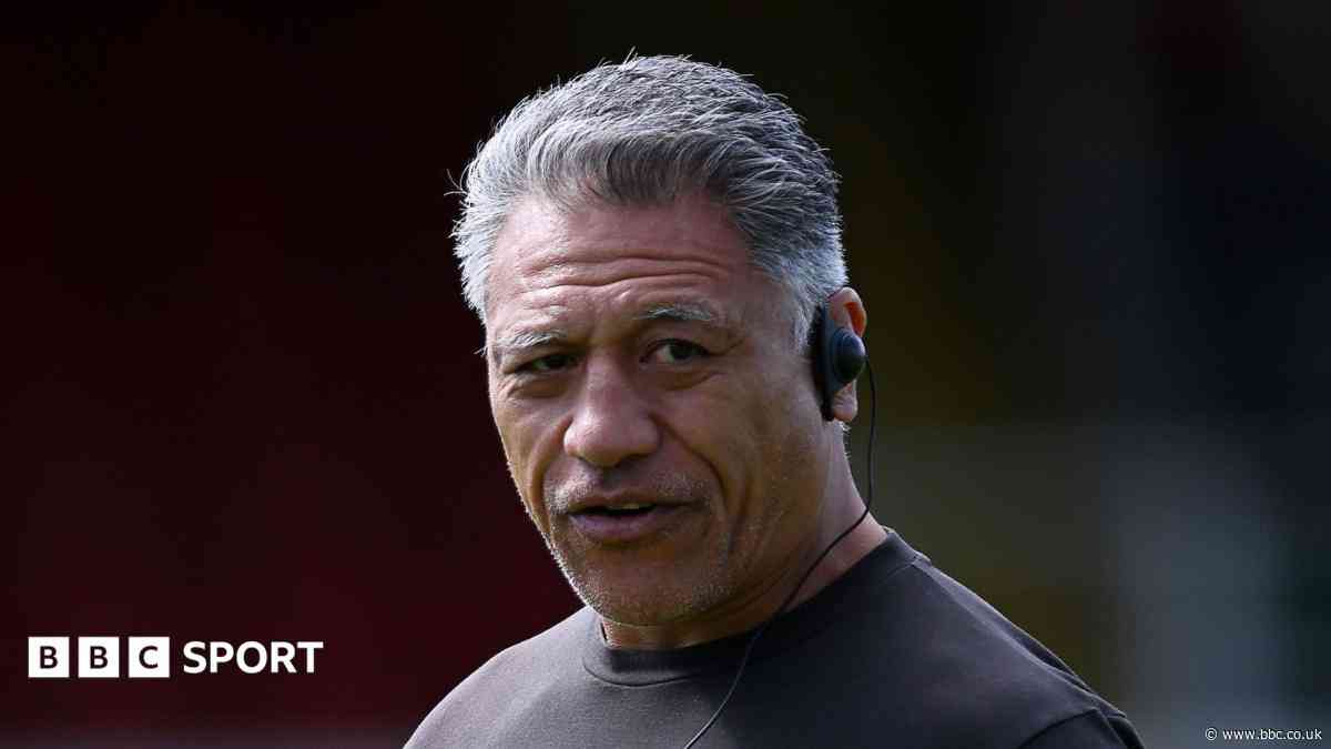 Tiatia in talks over new Dragons deal