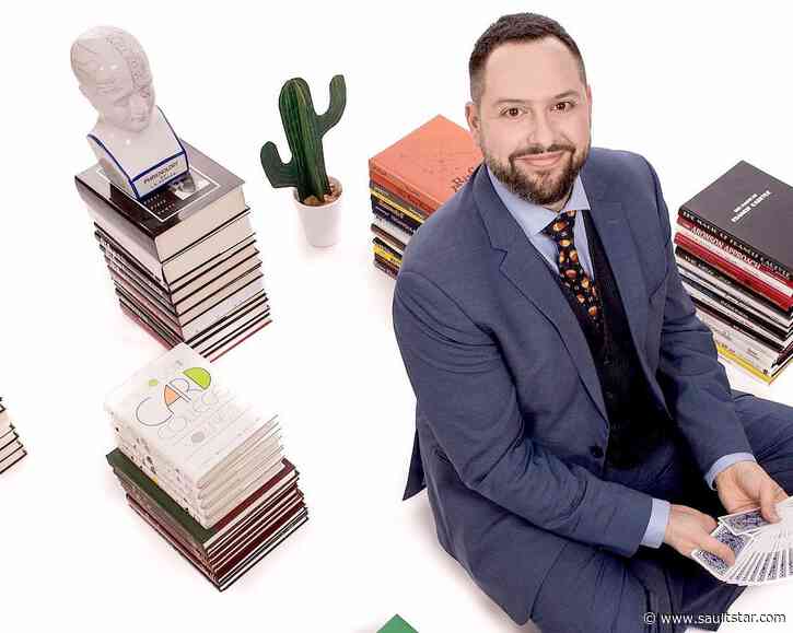 Magician brings curiosity to Sault