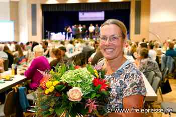 Ein Leben für den Verein: Schwimmerin aus Gersdorf erhält die Sportplakette