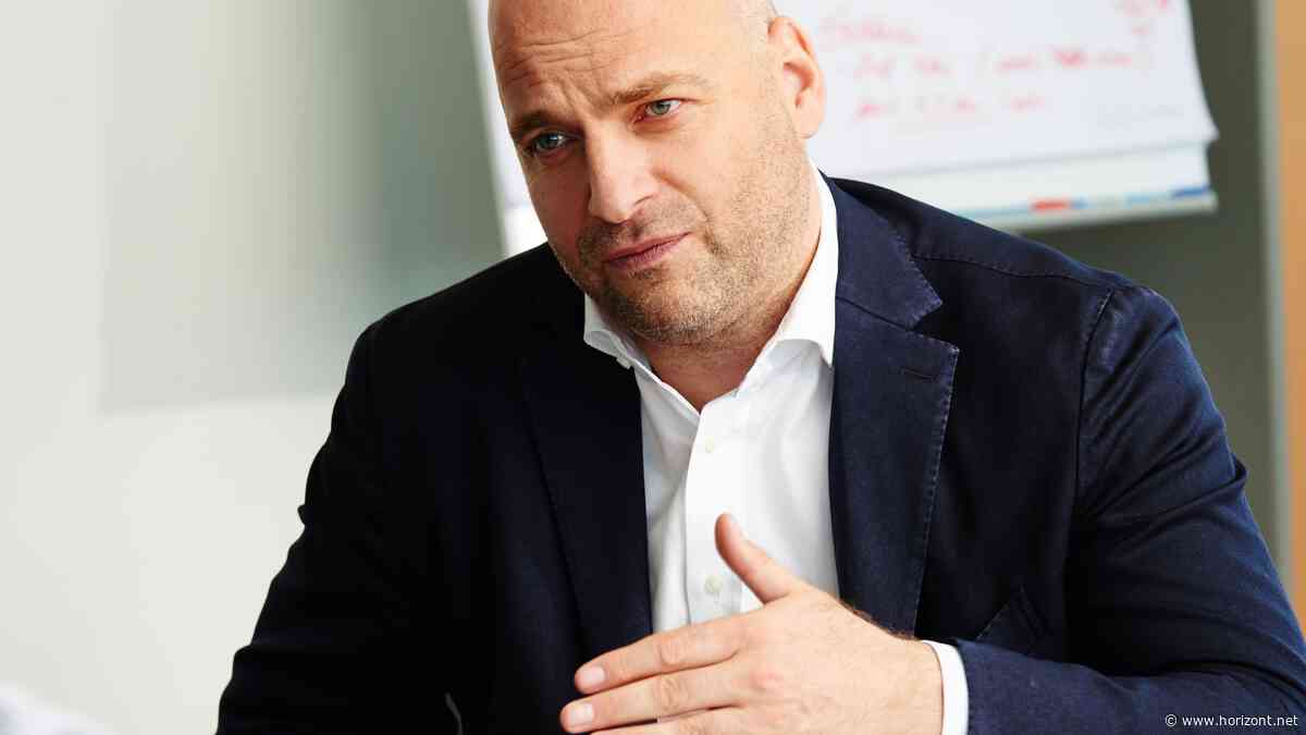 Optimistische Vermarkter: Digitale Werbung: OVK schraubt Prognose für 2026 deutlich nach oben