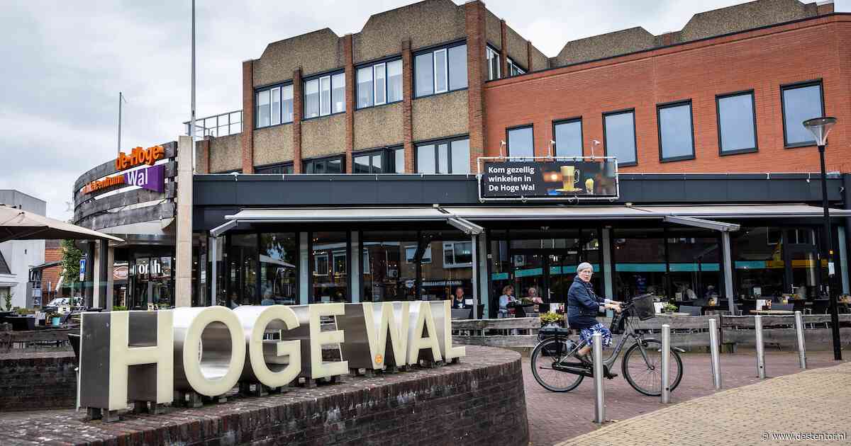 Hoge Wal in Rijssen gaat de lucht in: ontwikkelaar wil 150 appartementen boven winkelcentrum