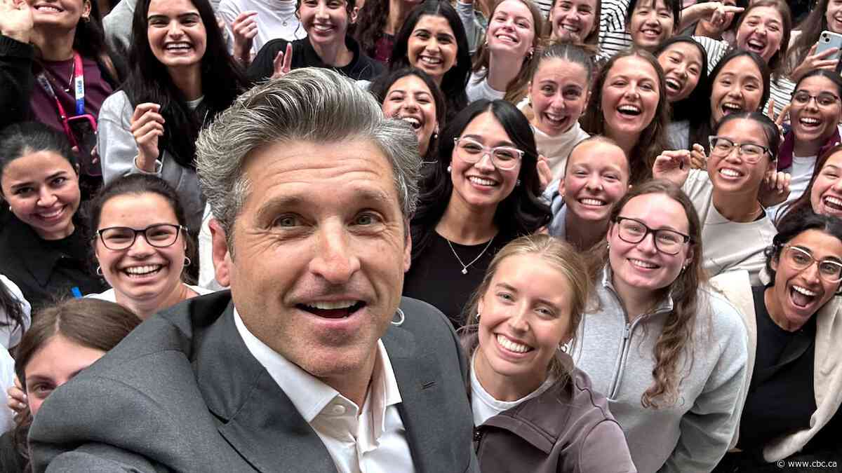 'McDreamy!' Grey's Anatomy star takes selfies with U of T students | The Moment