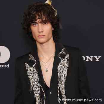 Sombr calls 'nepo baby' label 'incredibly insane'