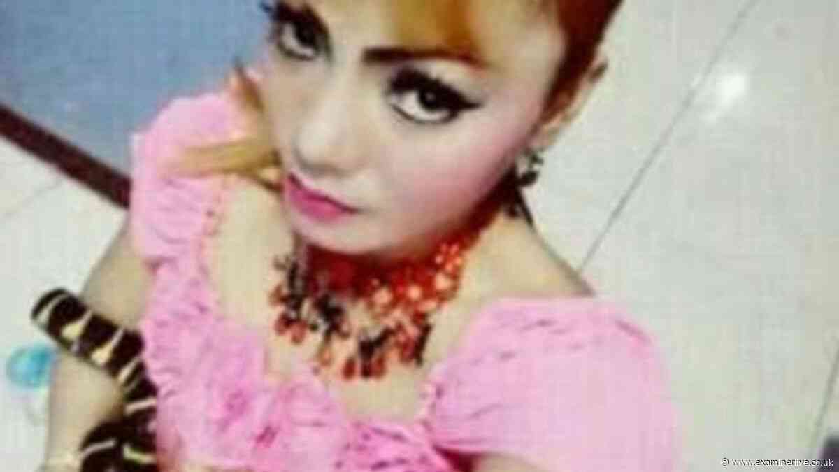 Singer bitten by deadly king cobra during performance sang for 45 minutes then died