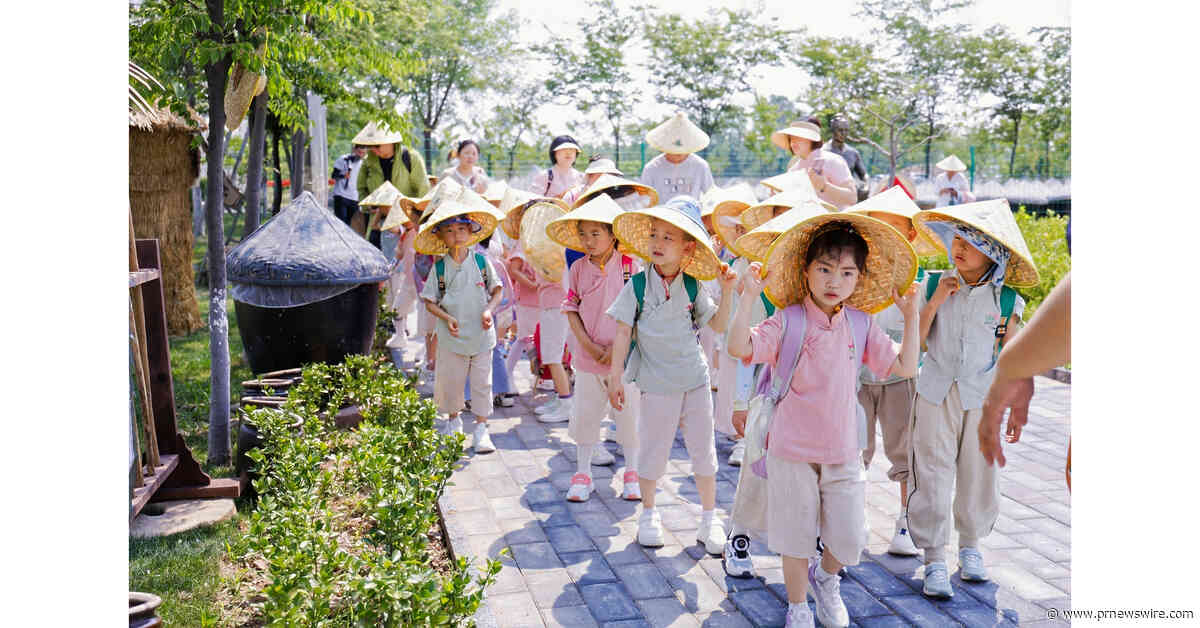 Xinhua Silk Road: Factory tours become new trend for cultural tourism in Jiaozhou, Shandong Province