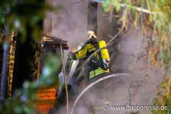 Oelsnitz: Feuerwehr erreicht während Löscheinsatz ein zweiter Notruf