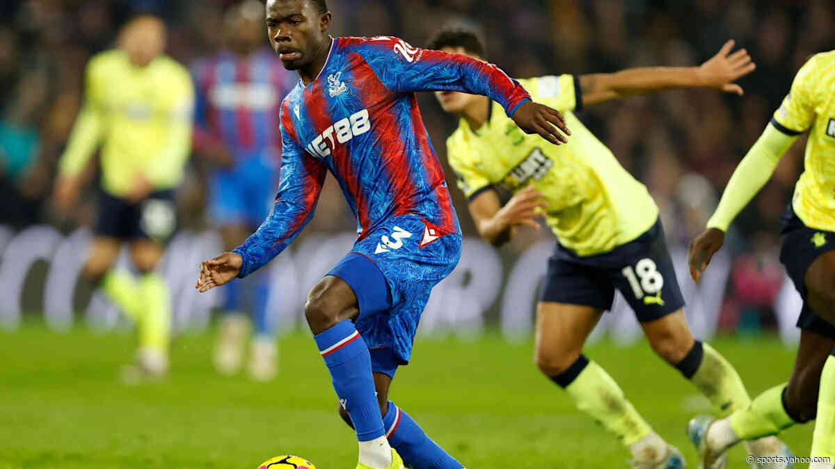 Report: Liverpool and Manchester United keen on Premier League defender
