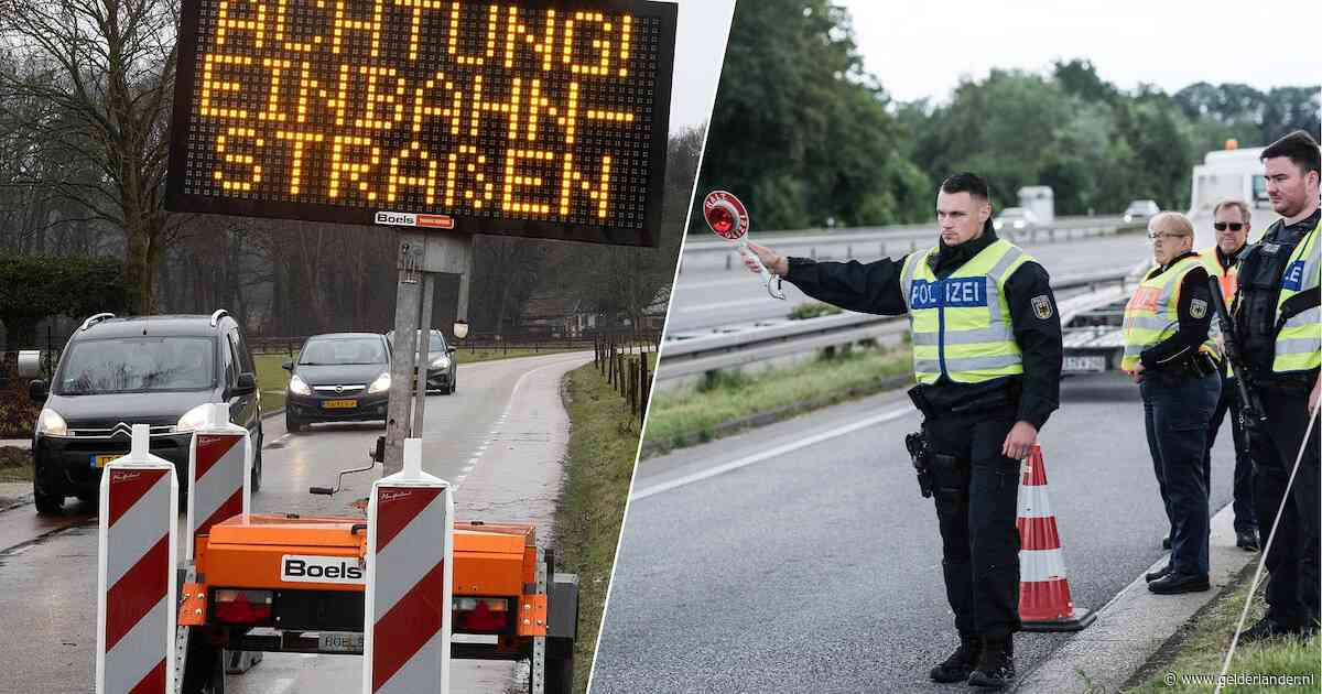 Rijkswaterstaat haalt borden op de A12 bij de Duitse grenscontroles weg: snelweg daarna weer helemaal open