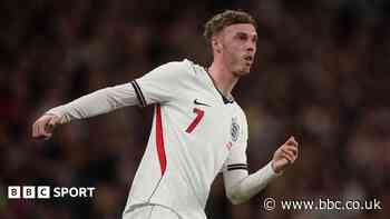 How do players withdraw from an international squad?