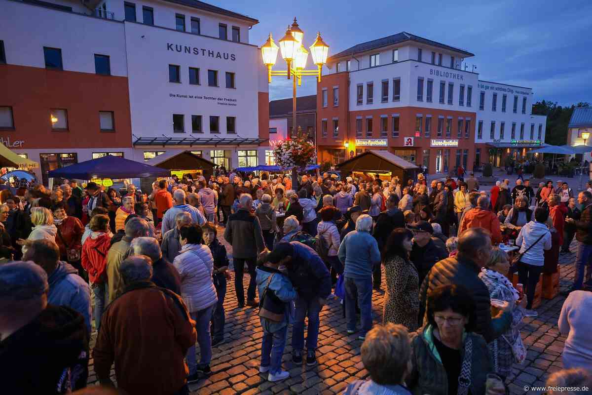 „Licht und Wein“ in Meerane: Sechs gute Gründe für einen Bummel durch die Innenstadt