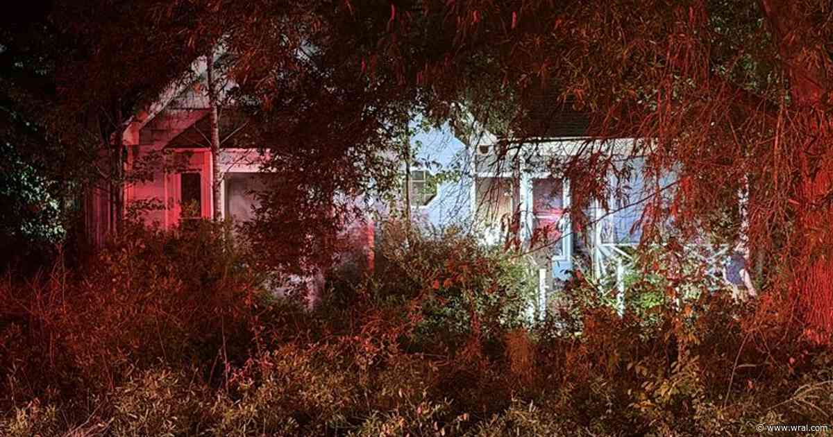Fire crews battle overnight house fire near Holly Springs in Wake County