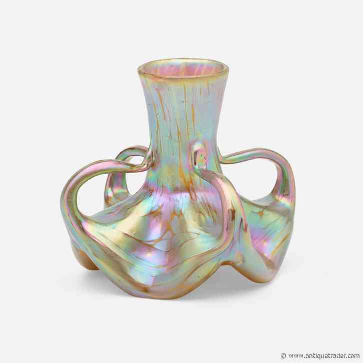 Collector’s Notebook: Identifying Loetz Austria Glass