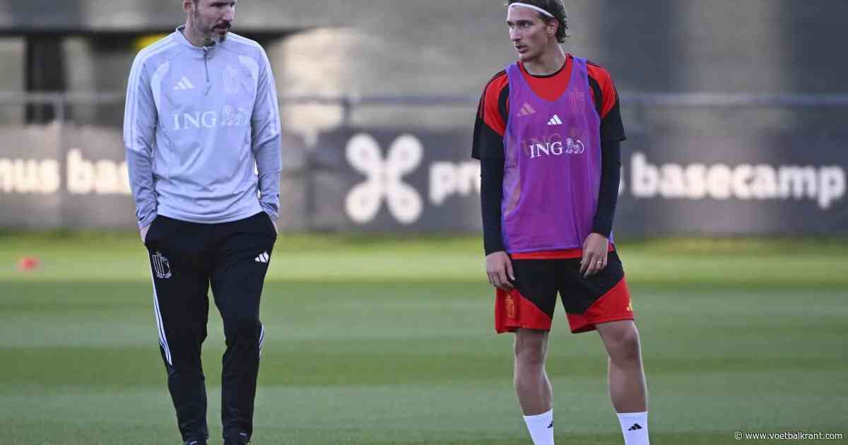 Welk wit konijn tovert Mark van Bommel uit zijn hoed bij Rode Duivels?