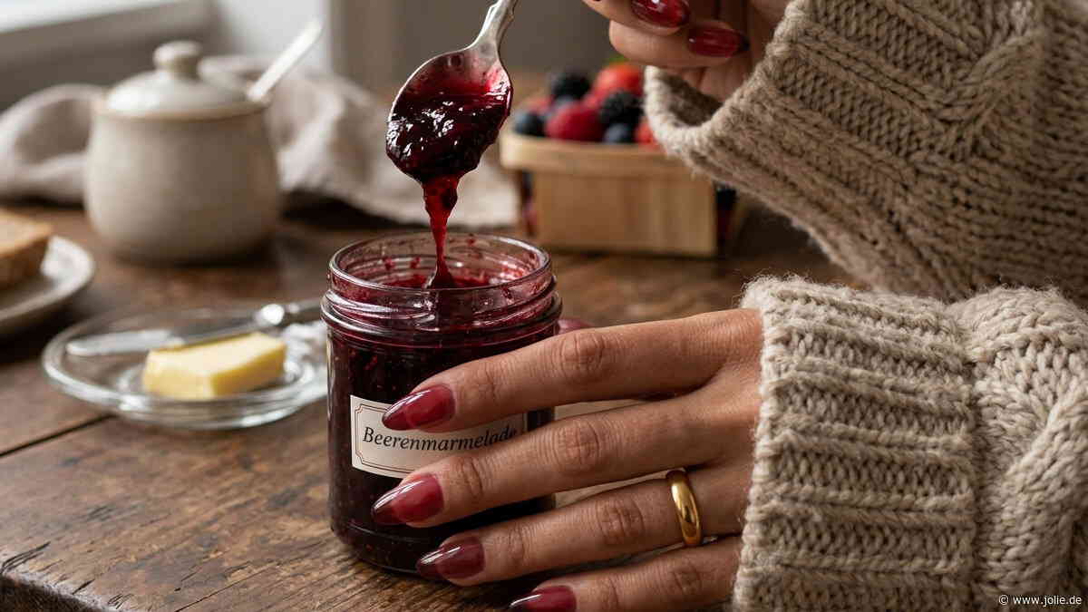 Nach Jelly Nails: „Jammy Nails” sind das Herbst-Upgrade der transparenten Maniküre