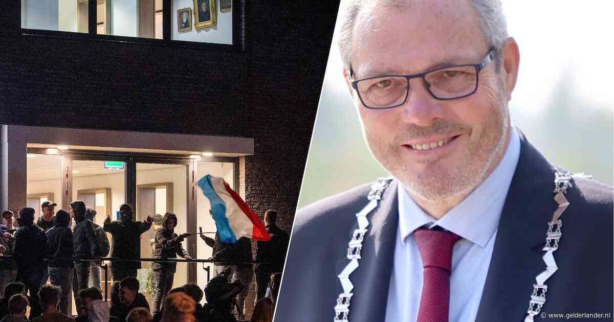 Relschoppers azc-protest mogen donderdag niet in centrum Opheusden komen