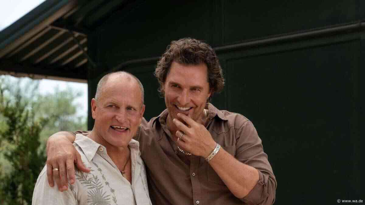 Sind sie wirklich Brüder? Woody Harrelson und Matthew McConaughey albern sich durch ein wildes Familiengerücht