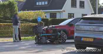 Botsing tussen duofiets en auto: traumahelikopter gealarmeerd