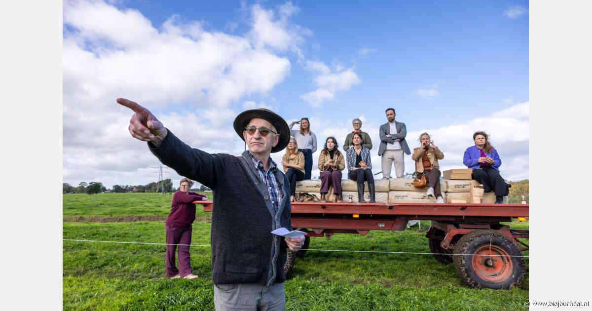 Staatssecretaris Erkens bezoekt biodynamisch melkveebedrijf BioSúd