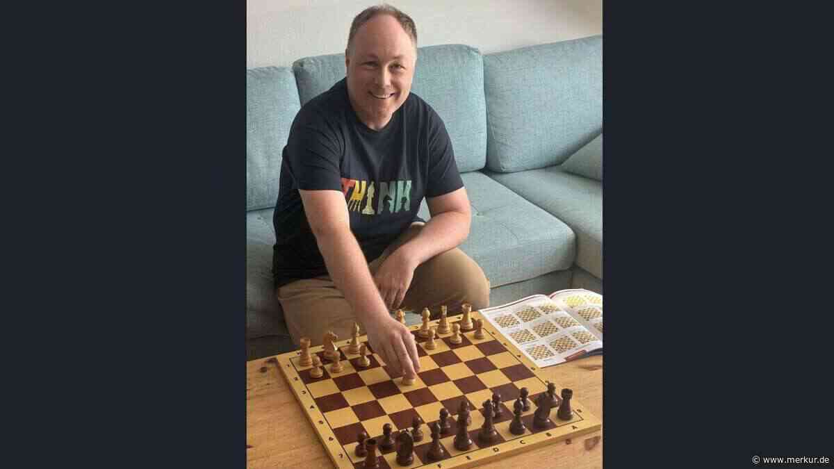 Zehnjährige fordern Erwachsene im Schachclub heraus – doch ihr Trainer ist ihnen einen Zug voraus