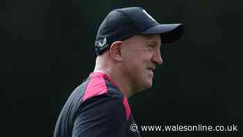 Heartbreaking reason behind Shaun Edwards' England move as he addresses players