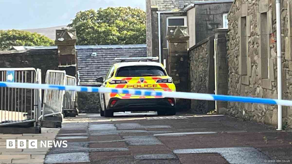 Bomb squad called after ordnance donated for exhibition