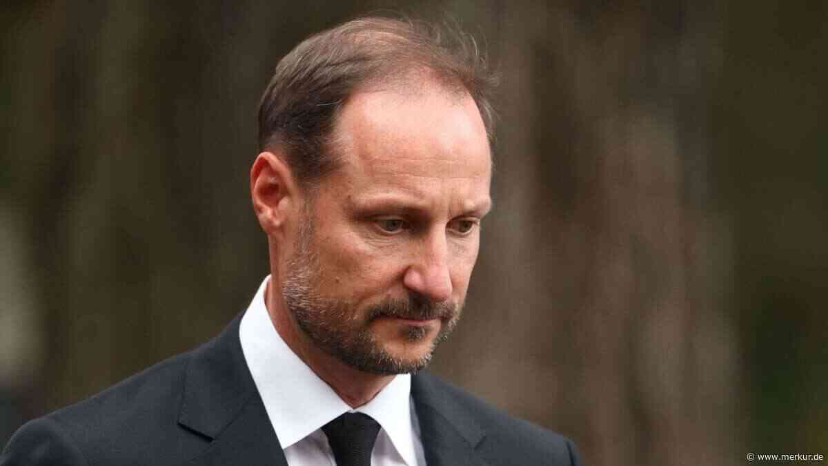 Trauerfeier für Prinzessin Astrid: König Haakons Ex-Freundin erscheint trotz Krebserkrankung