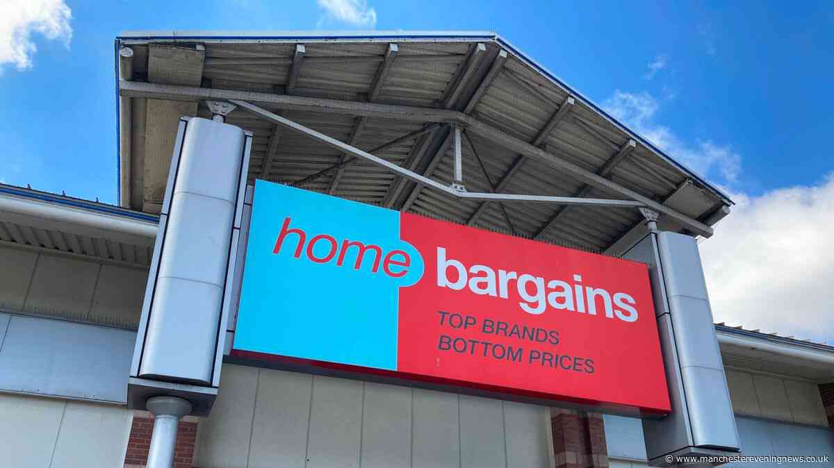 The £6.99 Home Bargains 'rustic charm' buy shoppers are hunting down for Christmas