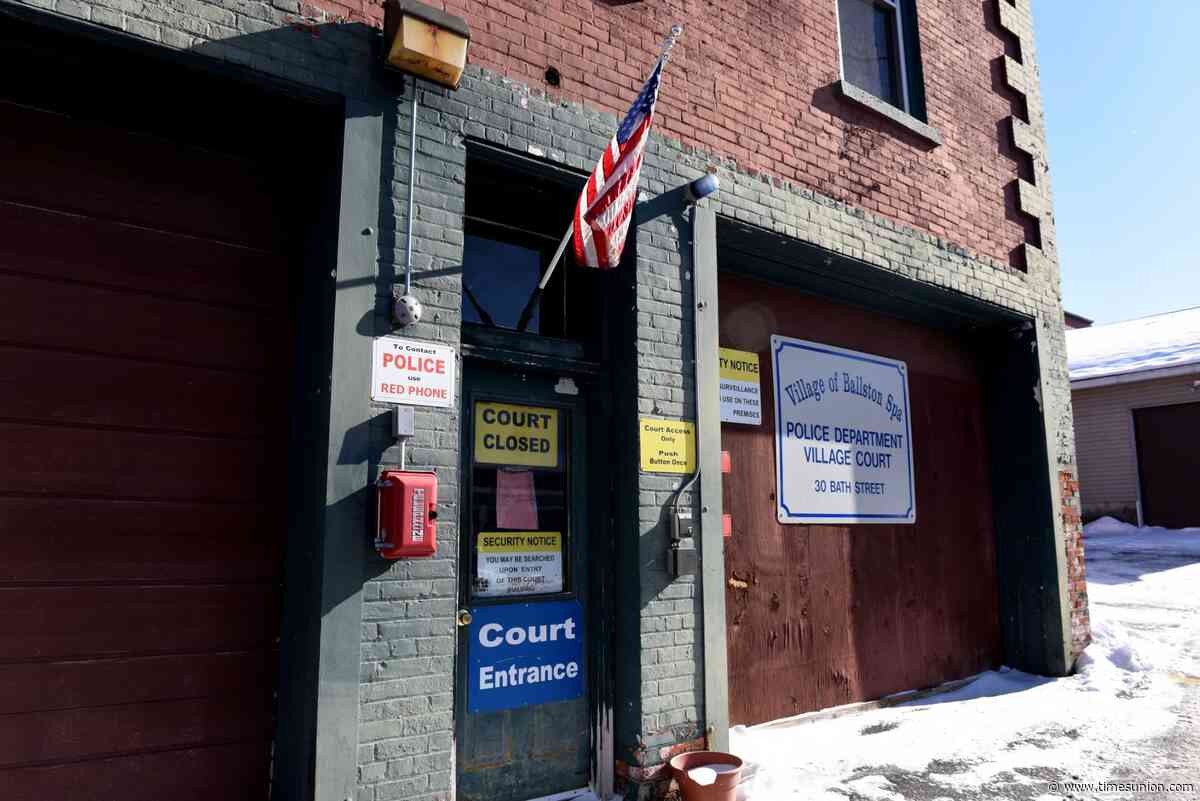 Ballston Spa court abruptly closes amid building flaws, mold