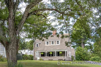 Julia McEntee Dillon's 270-year-old stone house in Kingston hits market