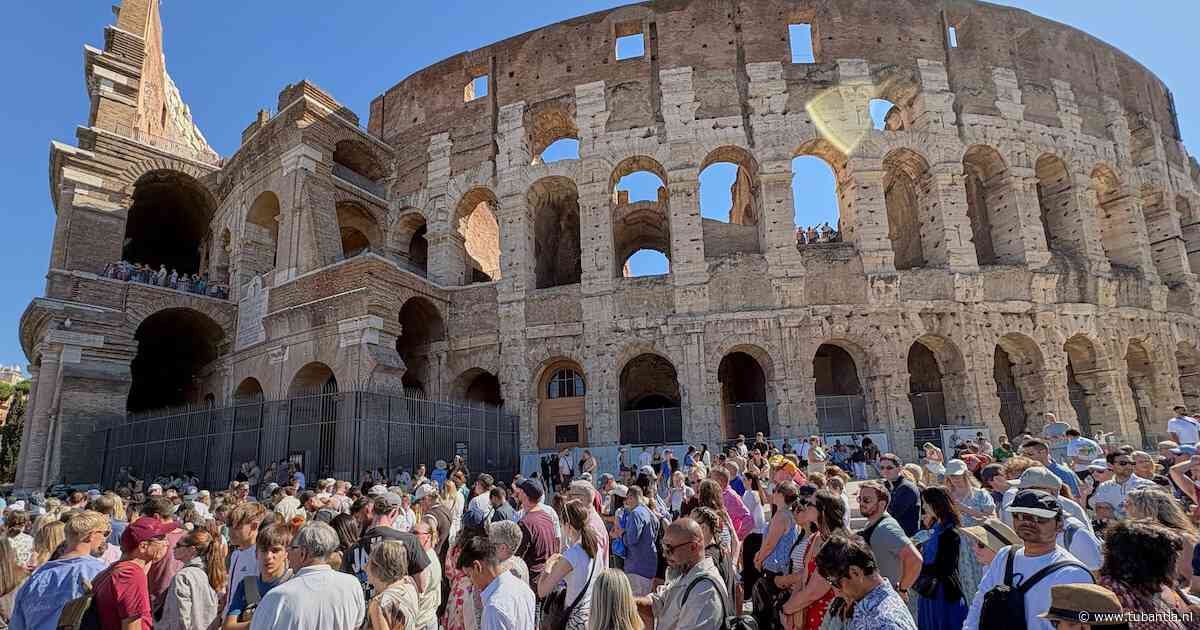 Man (22) overleden na val bij werkzaamheden aan lichtinstallatie in Colosseum, toeristische trekpleister hele dag dicht