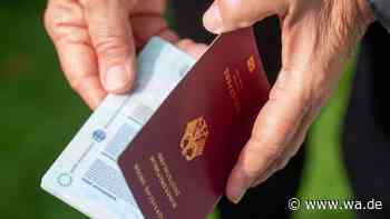 Alufolie um den Reisepass: Sicherheits-Trend verbreitet sich – doch bringt er wirklich etwas?